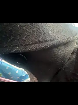 Snapshot of Ninabigtitied chatting on 11/15/25, 07:27 Ninabigtitied online show from 11/15/25, 07:27