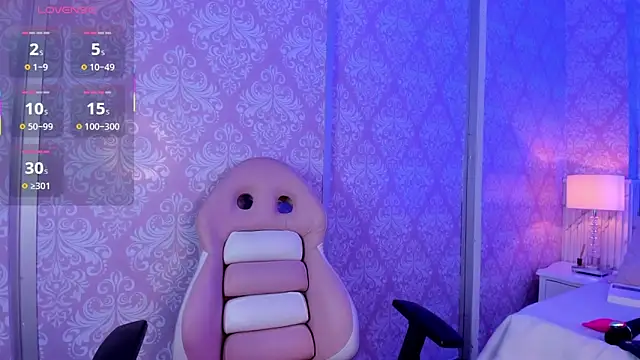 Lhea Foxx online show from 10/14/25, 02:23