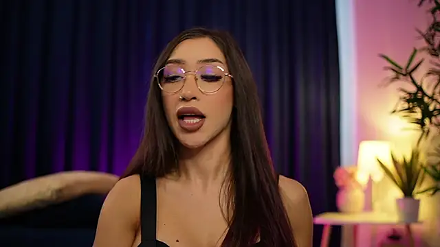  ChloeLee  online show from 09/15/25, 06:35