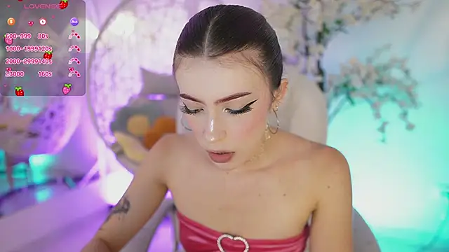 Snapshot of JadeSummerr chatting on 09/13/25, 11:54 JadeSummerr online show from 09/13/25, 11:54