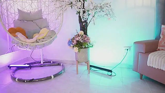 Snapshot of JadeSummerr chatting on 09/16/25, 11:33 JadeSummerr online show from 09/16/25, 11:33