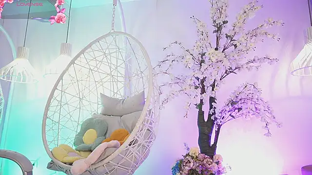 Snapshot of JadeSummerr chatting on 09/30/25, 11:37 JadeSummerr online show from 09/30/25, 11:37