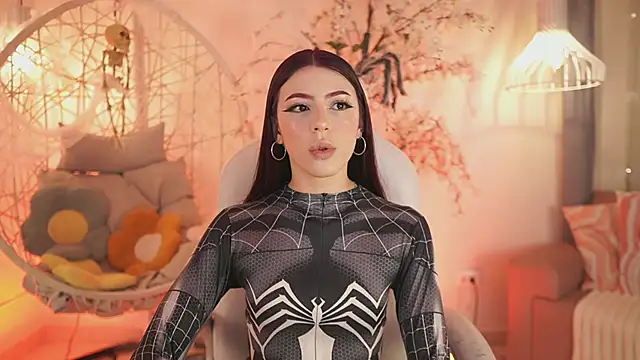 Snapshot of JadeSummerr chatting on 10/01/25, 11:38 JadeSummerr online show from 10/01/25, 11:38