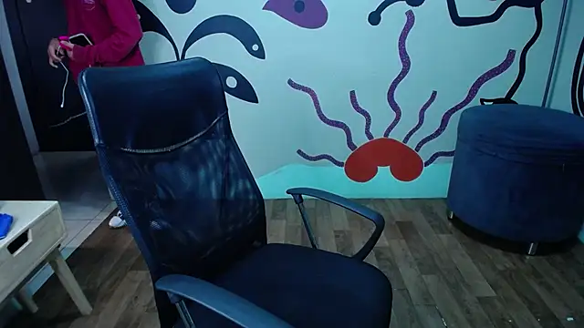 Luca vega online show from 10/08/25, 12:14