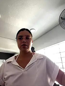 Snapshot of LICEET chatting on 09/19/25, 03:02 LICEET online show from 09/19/25, 03:02