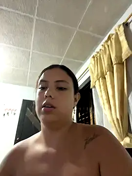 Snapshot of LICEET chatting on 09/20/25, 03:18 LICEET online show from 09/20/25, 03:18