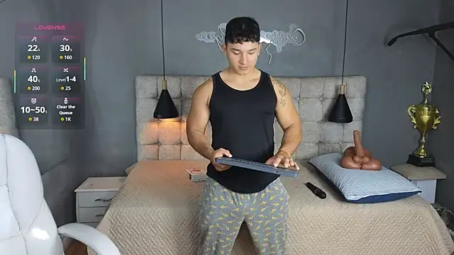 Horny nick18 online show from 10/27/25, 01:48