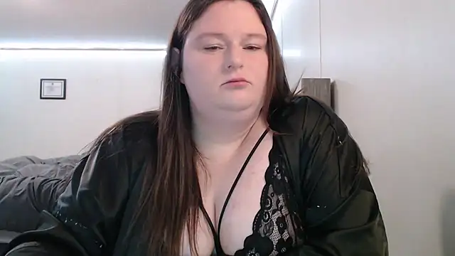 ScarlettRose129 online show from 10/26/25, 04:29