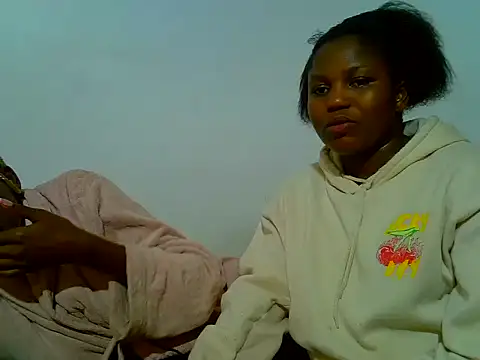 SweetHoney21  online show from 05/22/26, 09:31