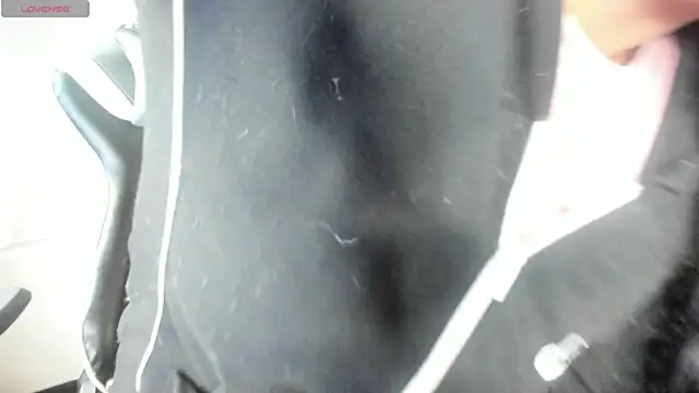 Snapshot of Adhara7 chatting on 10/07/25, 06:27 Adhara7 online show from 10/07/25, 06:27