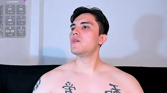 Snapshot of jasonxd9898 chatting on 09/09/25, 02:11 jasonxd9898 online show from 09/09/25, 02:11