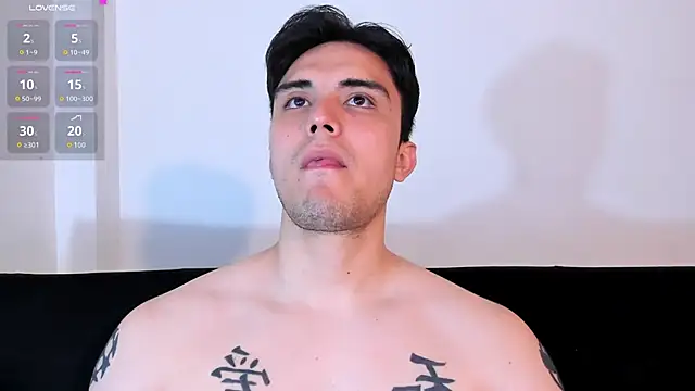 Snapshot of jasonxd9898 chatting on 09/11/25, 01:06 jasonxd9898 online show from 09/11/25, 01:06