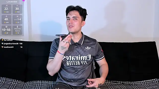 Snapshot of jasonxd9898 chatting on 09/28/25, 01:11 jasonxd9898 online show from 09/28/25, 01:11