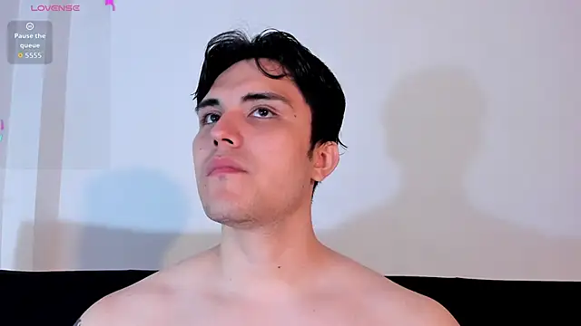 Snapshot of jasonxd9898 chatting on 10/29/25, 01:08 jasonxd9898 online show from 10/29/25, 01:08