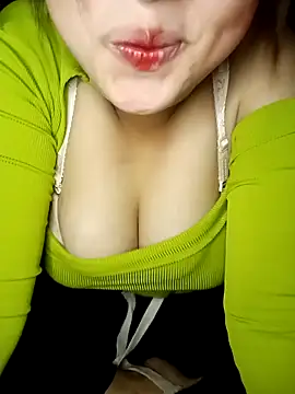 -DuSi- online show from 10/27/25, 01:42