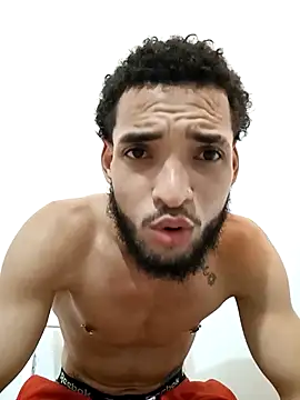 Snapshot of Utreh_ chatting on 10/31/25, 02:40 Utreh  online show from 10/31/25, 02:40