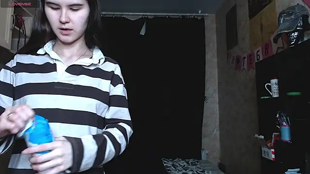 litle owl online show from 10/03/25, 06:49