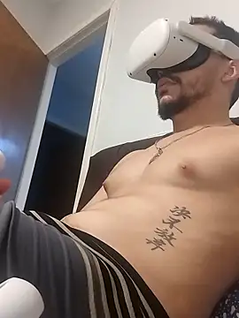 Snapshot of PIROCAO20 chatting on 10/11/25, 11:47 PIROCAO20 online show from 10/11/25, 11:47