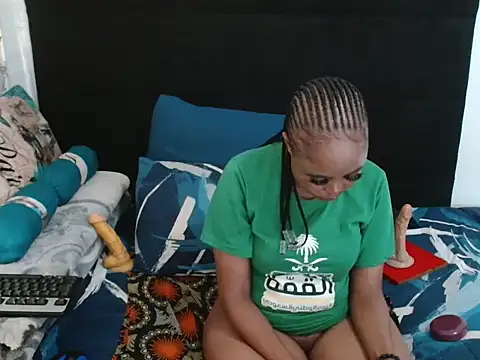 CreamySexyPussy online show from 11/28/25, 07:27