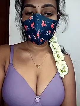 Snapshot of Tamil_kavinila chatting on 01/08/26, 04:26 Tamil kavinila online show from 01/08/26, 04:26