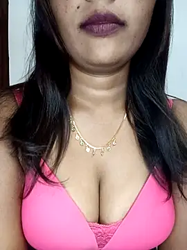 Snapshot of Tamil_kavinila chatting on 02/10/26, 10:41 Tamil kavinila online show from 02/10/26, 10:41