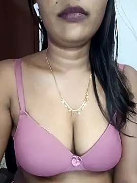 Snapshot of Tamil_kavinila chatting on 03/02/26, 04:58 Tamil kavinila online show from 03/02/26, 04:58