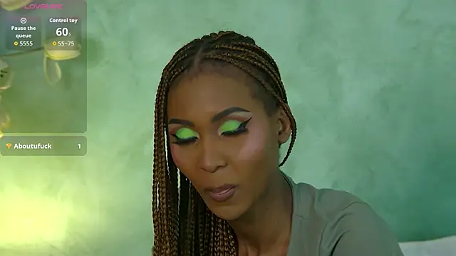 Izzie Sugar online show from 10/30/25, 08:42