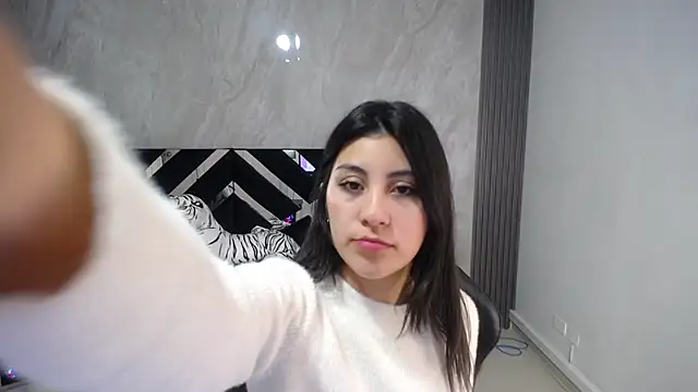 Zoe Blaze A online show from 09/12/25, 12:05