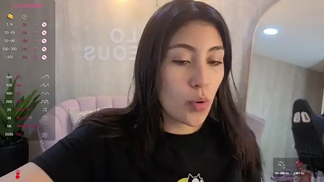 Zoe Blaze A online show from 10/02/25, 12:01