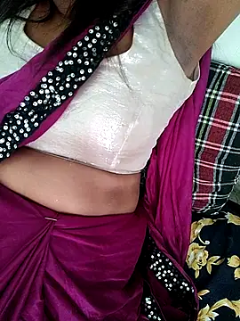 Snapshot of Kavya_Rathore chatting on 10/19/25, 09:10 Kavya Rathore online show from 10/19/25, 09:10