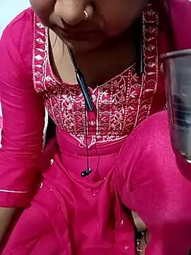 Kavya Rathore online show from 12/15/25, 04:50