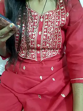 Naira-Tripathi online show from 10/27/25, 05:44