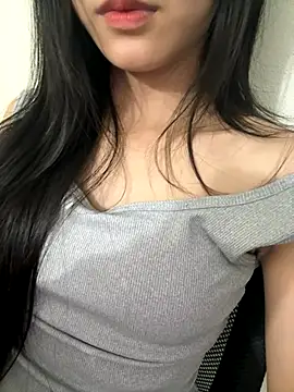 Desi sara online show from 10/18/25, 03:46