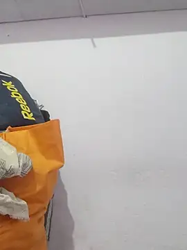 poojam93 online show from 10/29/25, 02:14