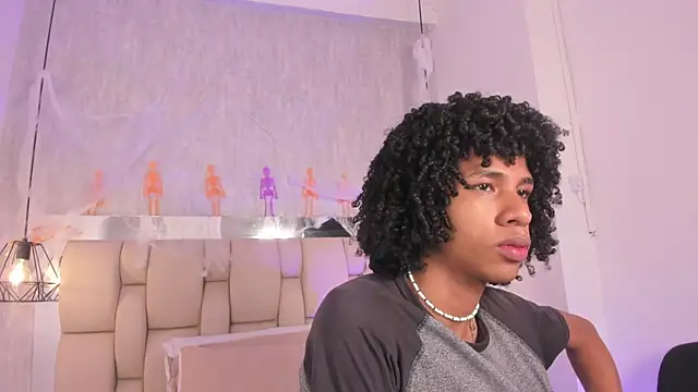 Johan gz  online show from 10/28/25, 11:36