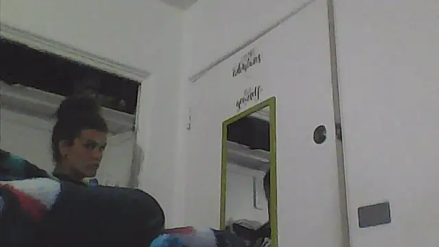 sarahkat86 online show from 11/07/25, 02:22