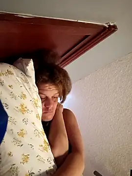 sarahkat86 online show from 11/16/25, 01:28