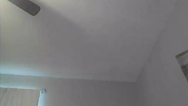 sarahkat86 online show from 05/16/26, 11:03