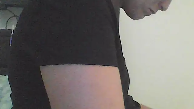 sarahkat86 online show from 06/06/26, 10:58