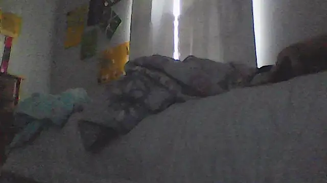 sarahkat86 online show from 06/07/26, 11:03