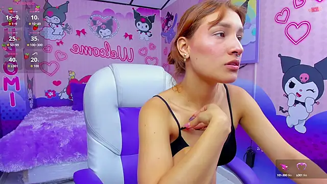 Snapshot of michell__petit_ chatting on 09/19/25, 11:44 michell  petit  online show from 09/19/25, 11:44