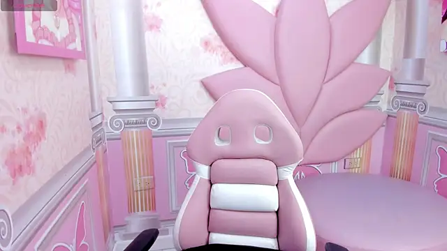 Snapshot of michell__petit_ chatting on 10/03/25, 07:44 michell  petit  online show from 10/03/25, 07:44