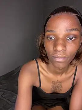 Trans fairy online show from 05/25/26, 01:06