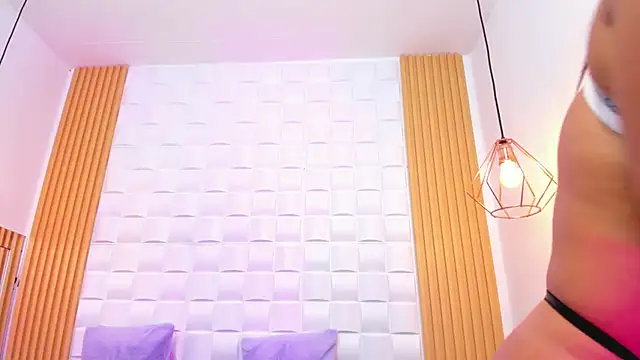 AriaBelle online show from 09/15/25, 07:03