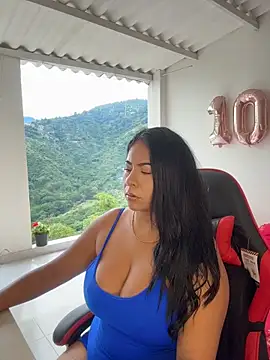 samanthahut1 online show from 05/17/26, 02:35