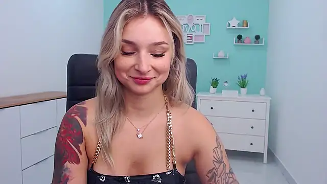 LilFleurish online show from 11/07/25, 05:29