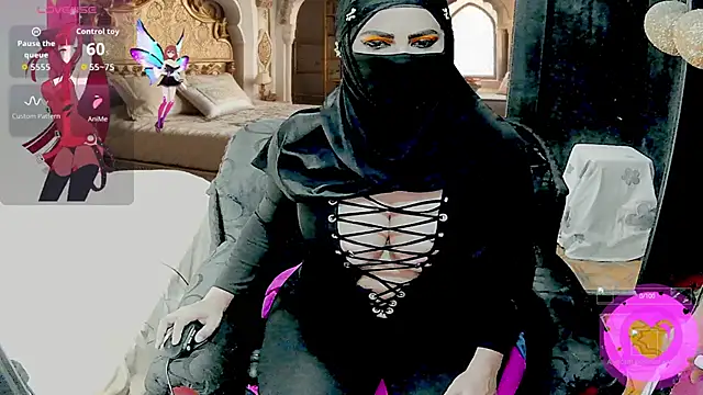 Snapshot of SultanaLayla chatting on 09/18/25, 07:38 SultanaLayla online show from 09/18/25, 07:38