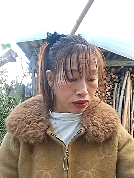 Snapshot of ngocngoc_cute chatting on 12/19/25, 01:23 ngocngoc cute online show from 12/19/25, 01:23