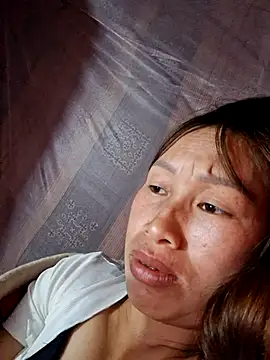 Snapshot of ngocngoc_cute chatting on 02/13/26, 01:40 ngocngoc cute online show from 02/13/26, 01:40