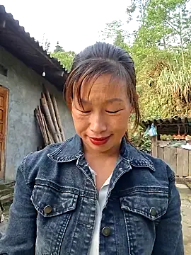 Snapshot of ngocngoc_cute chatting on 05/05/26, 12:18 ngocngoc cute online show from 05/05/26, 12:18